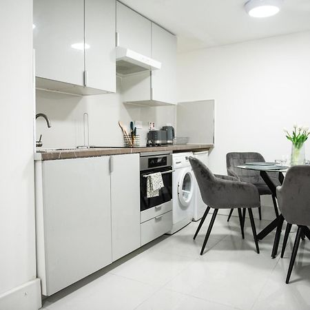 1B Apartment, 30 Mins To Oxford Street London Eksteriør billede