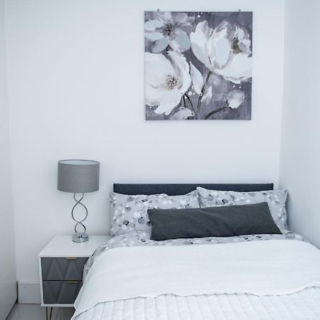 1B Apartment, 30 Mins To Oxford Street London Eksteriør billede