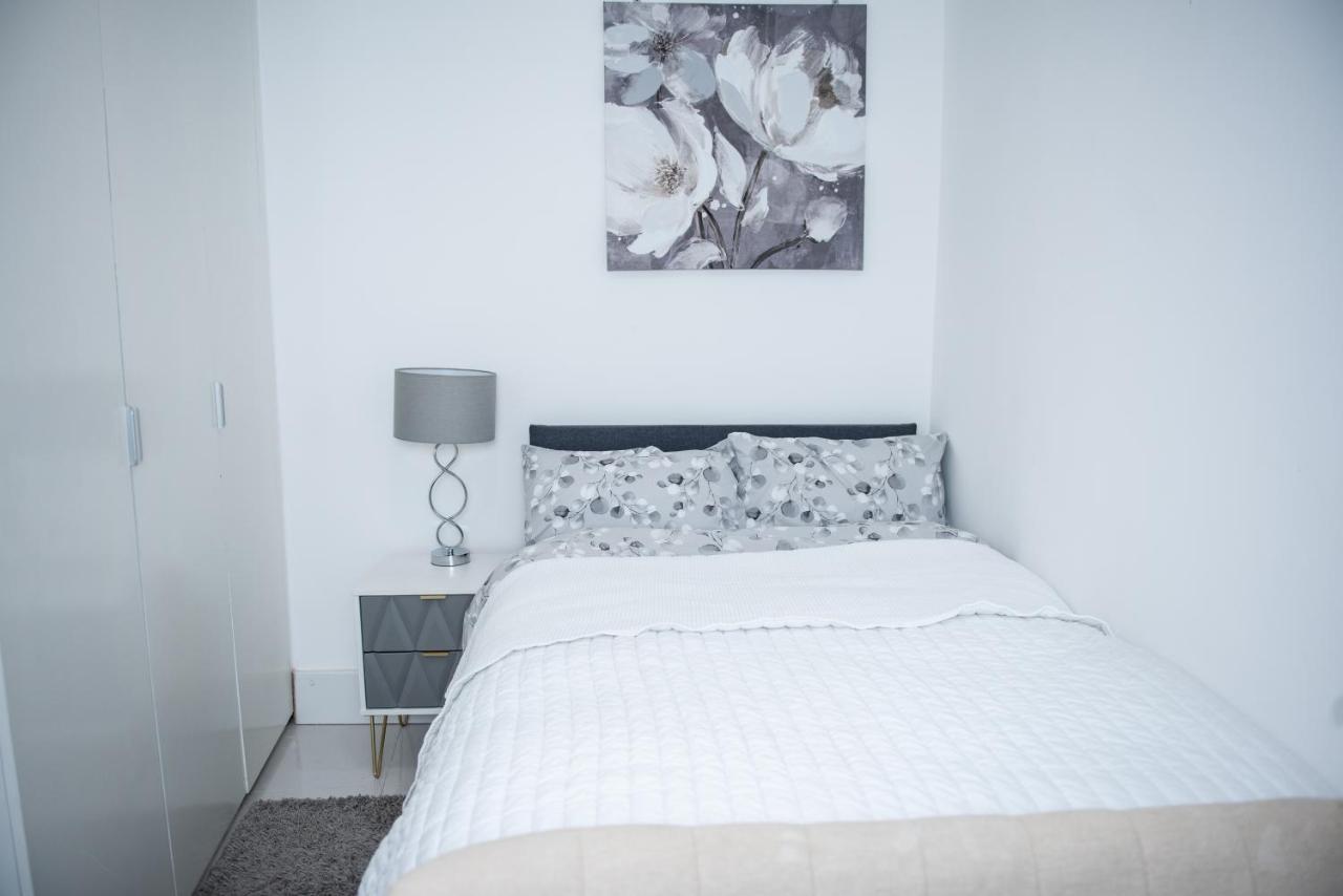 1B Apartment, 30 Mins To Oxford Street London Eksteriør billede