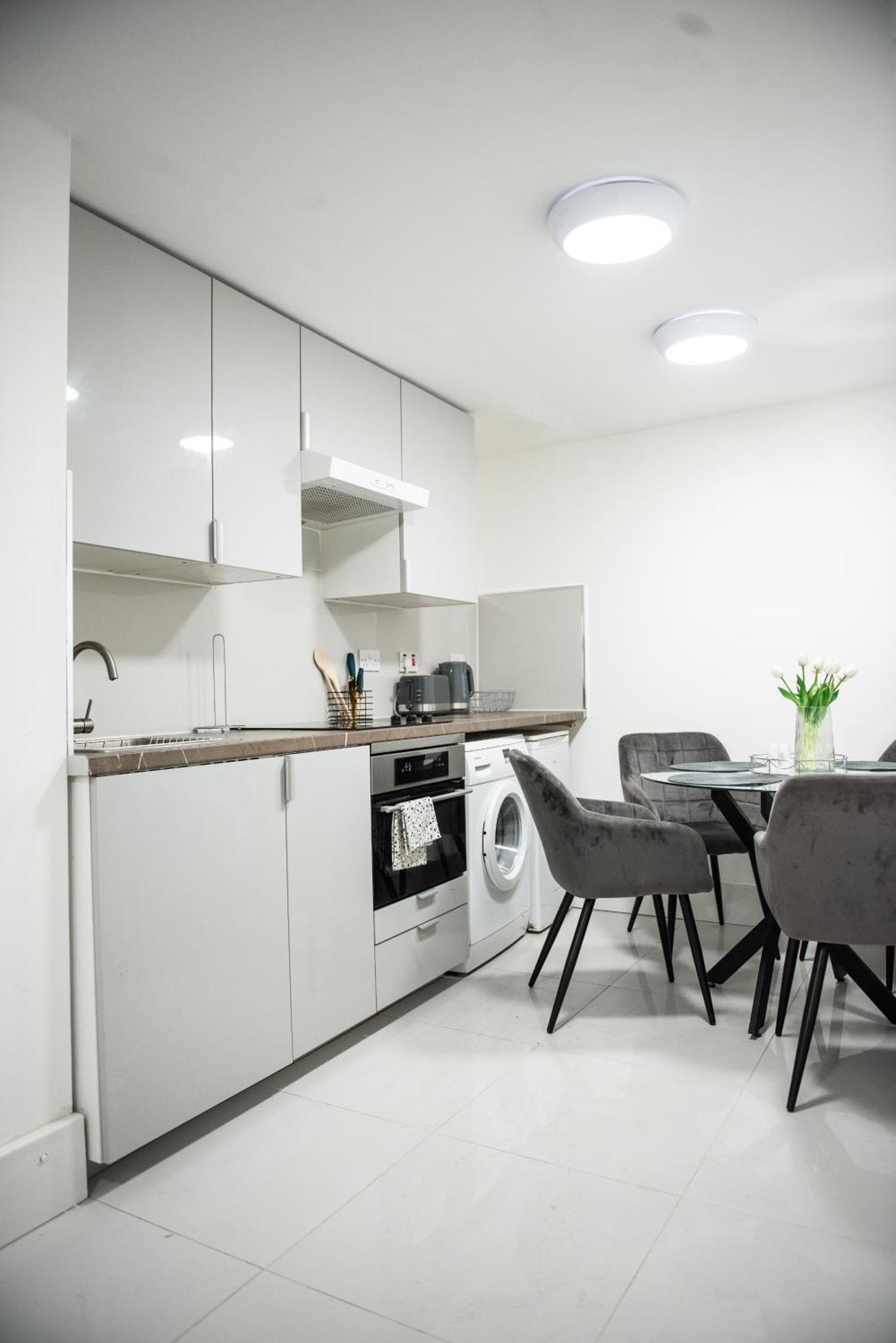 1B Apartment, 30 Mins To Oxford Street London Eksteriør billede